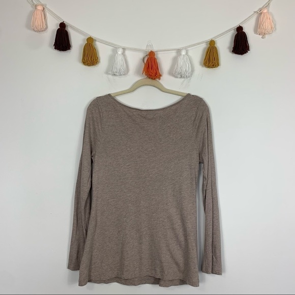 Old Navy A Dream Come True Graphic Taupe Long Sleeve T-Shirt Size Medium - Picture 11 of 11
